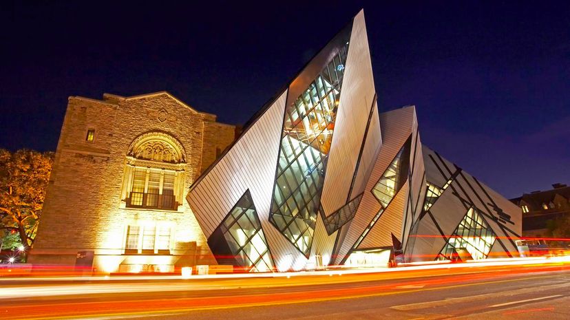 8 - Royal Ontario Museum