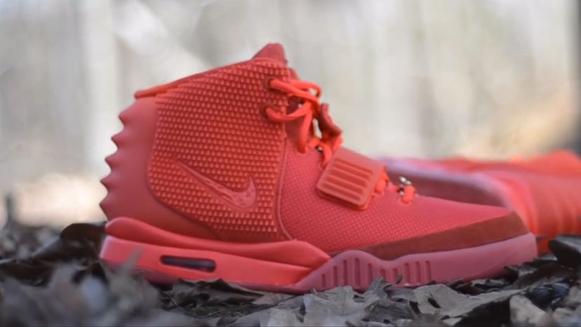 Nike Yeezy 2 Red October