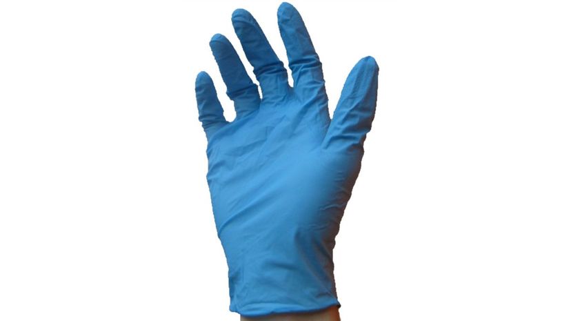 16 Disposable_nitrile_glove