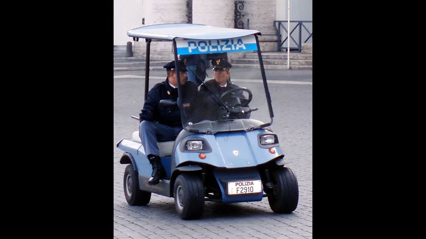 34 Police_cart_vatican
