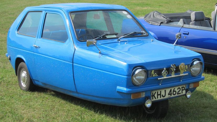 Reliant Robin
