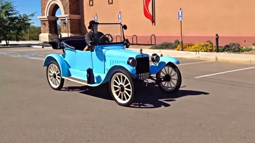 1910s - 1916 Saxon Roadster