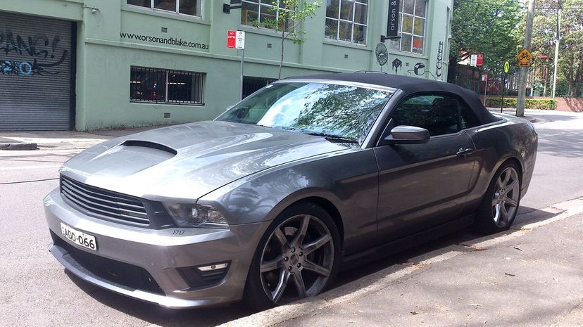 17 Saleen 302 Mustang