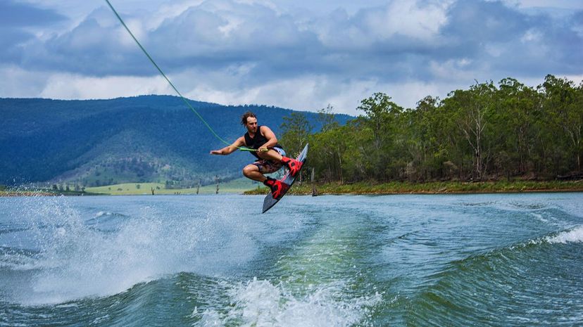 4 Wakeboarding