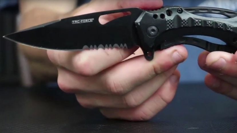 31 Police folding knife