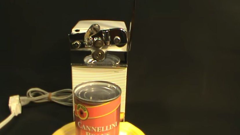 26 electric can opener