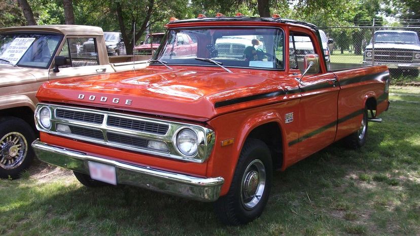 32 - 1970 Dodge Dude