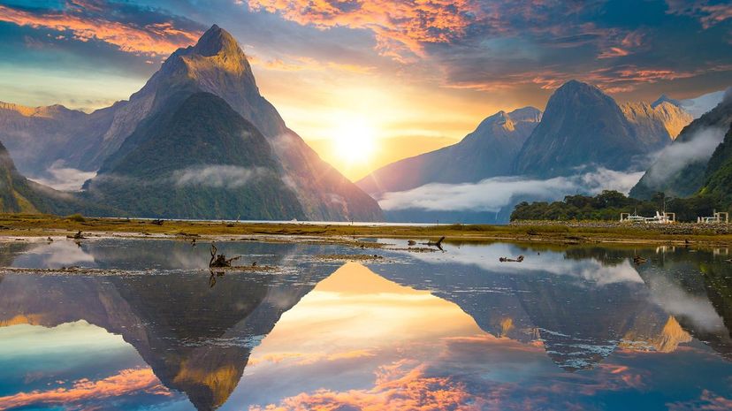 5 Fiordland National Park GettyImages-875331434