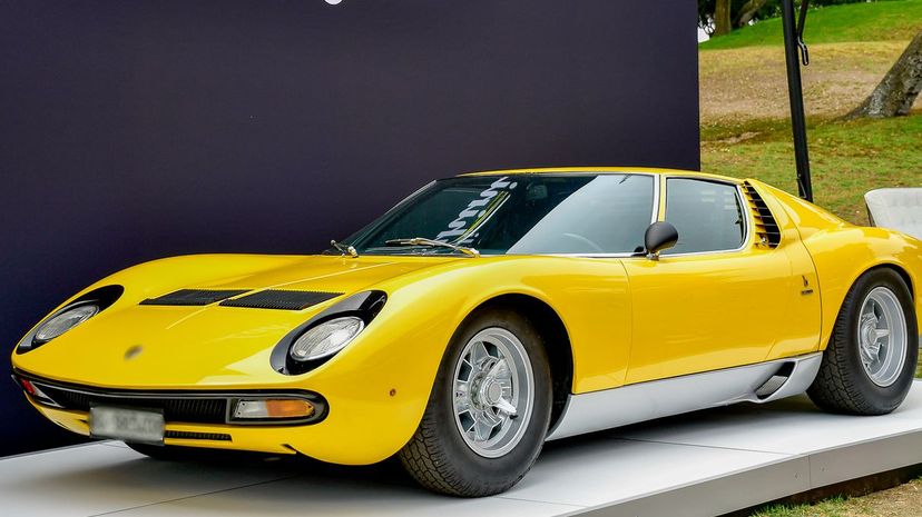 Q1-Lamborghini Miura