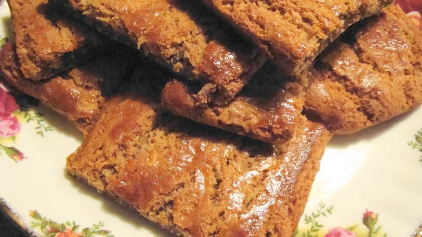 Date and nut chews