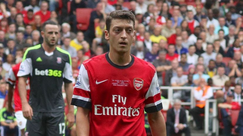 Mesut OÃŒË†zil