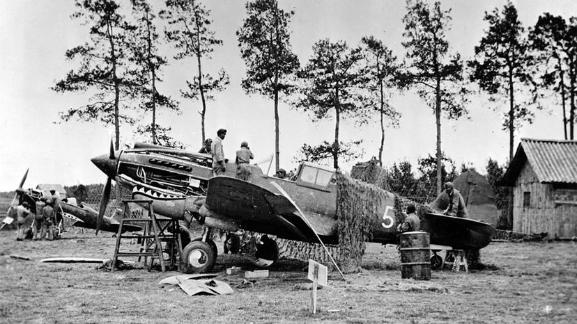 Was weißt du über die Kampfflugzeuge, die im 2. Weltkrieg benutzt wurden?