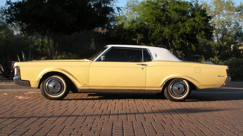 35-Lincoln Continental Mark III