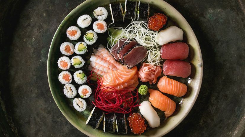 Sushi sashimi set