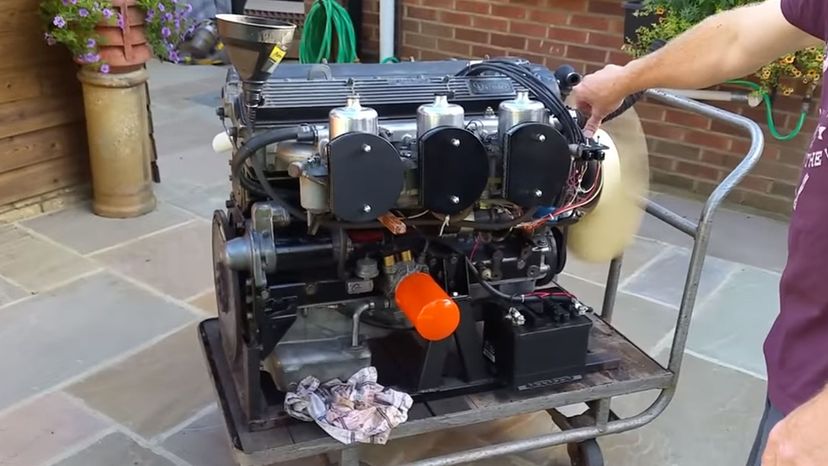 Six Cylider Engine