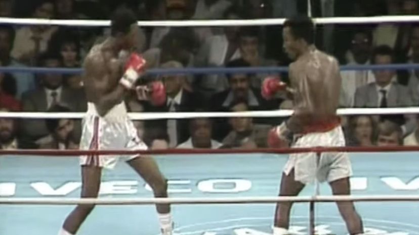 â€œSugarâ€-Ray-Leonard-vs.-Thomas-Hearns-â€“-Sept.-16,-1981