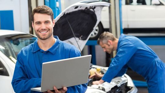 Do You Have What It Takes to Be an Auto Mechanic?