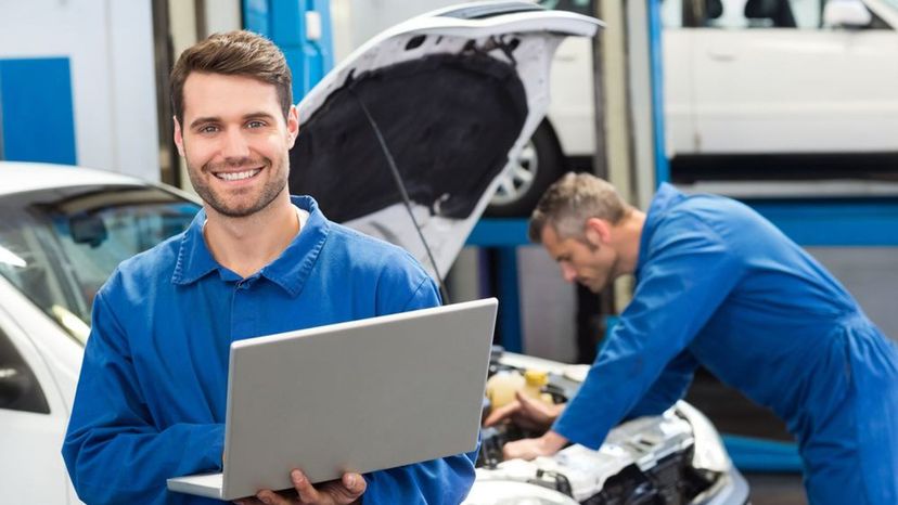 Do You Have What It Takes to Be an Auto Mechanic?