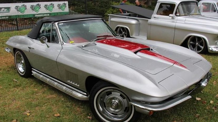 Chevrolet Corvette (1963-1967)