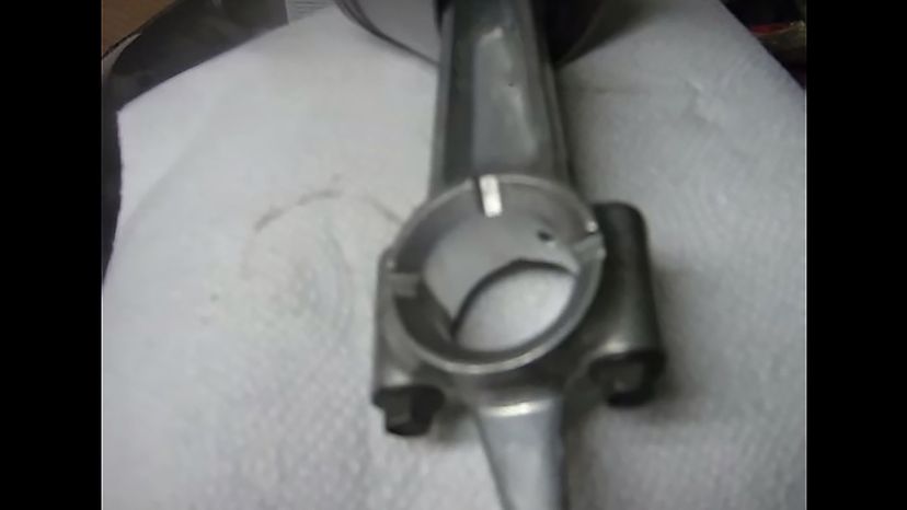 connecting rod with oil dipper (lawnmower)