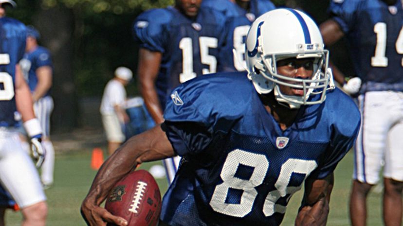 Marvin_Harrison_in_2007_Training_Camp_2
