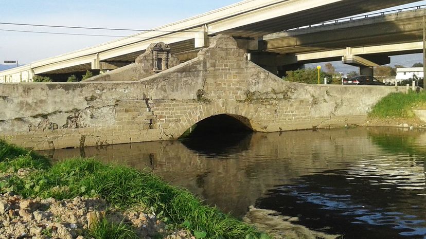 Q 04 Puente Rio Lerma
