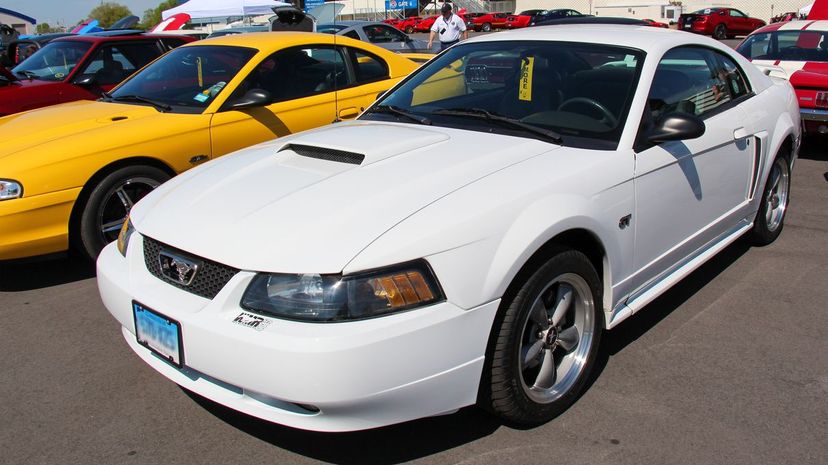 2-2000 Ford Mustang GT