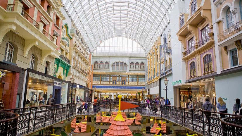 32 - West Edmonton Mall