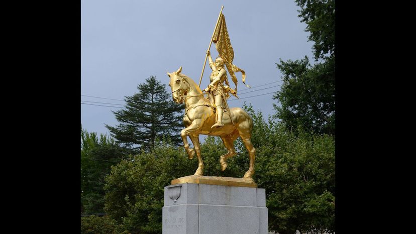 Joan_of_Arc_statue