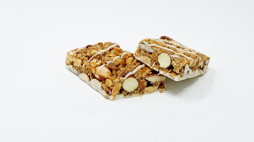 Protein Snacks - Protein Kind white chocolate cinnamon almond cut