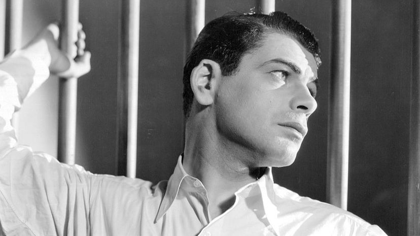 Paul Muni