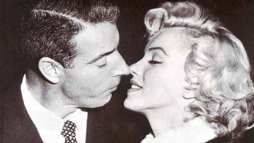 Marilyn Monroe and Joe DiMaggio (1954)