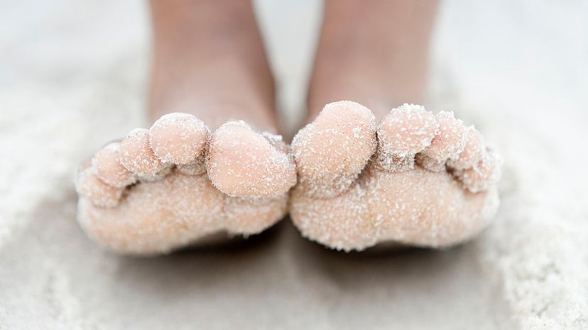 Q 01 Toes in the sand