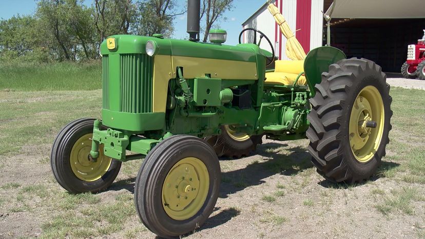 John Deere 435