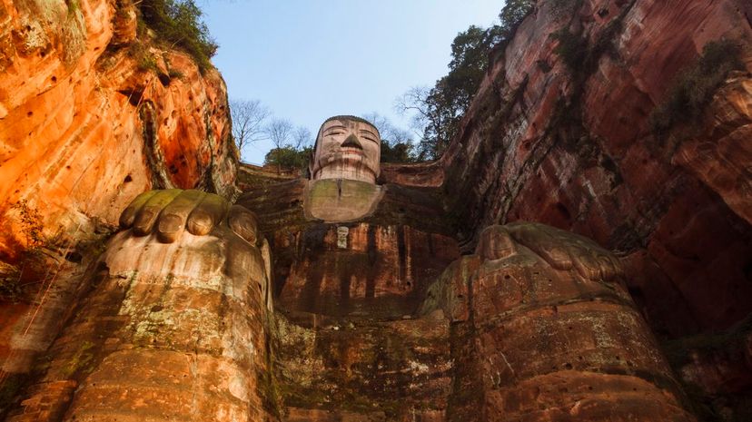 Leshan Budha