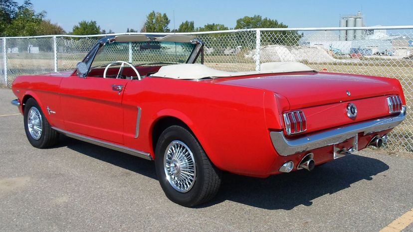 1964_1-2_Ford_Mustang_Convertible
