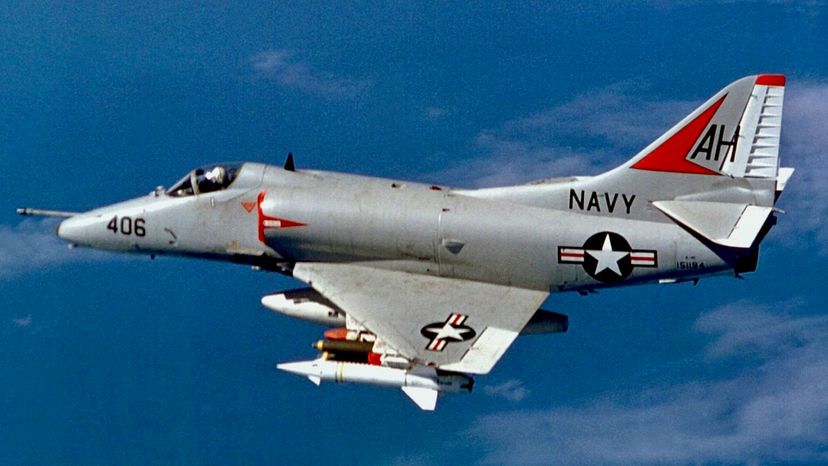 10 Skyhawk 1500px-Douglas_A-4E_Skyhawk_of_VA-164_in_flight_over_Vietnam_on_21_November_1967_(6430101)