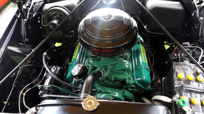Oldsmobile Rocket V8 engine 324ci