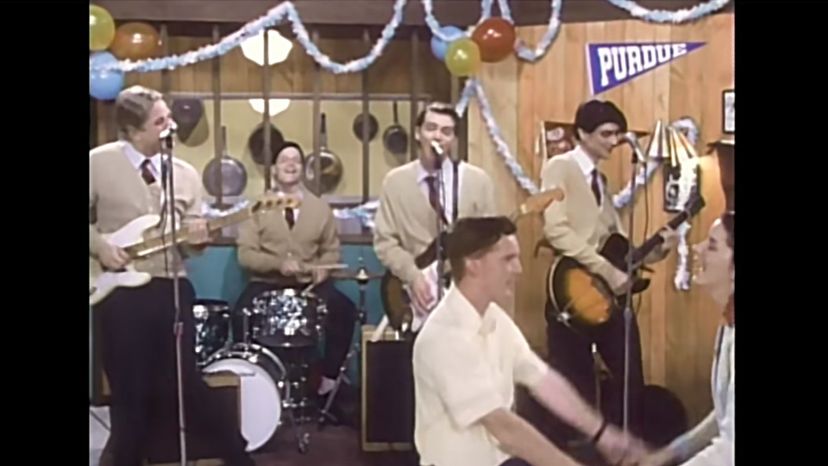 Weezer - &quot;Buddy Holly&quot;