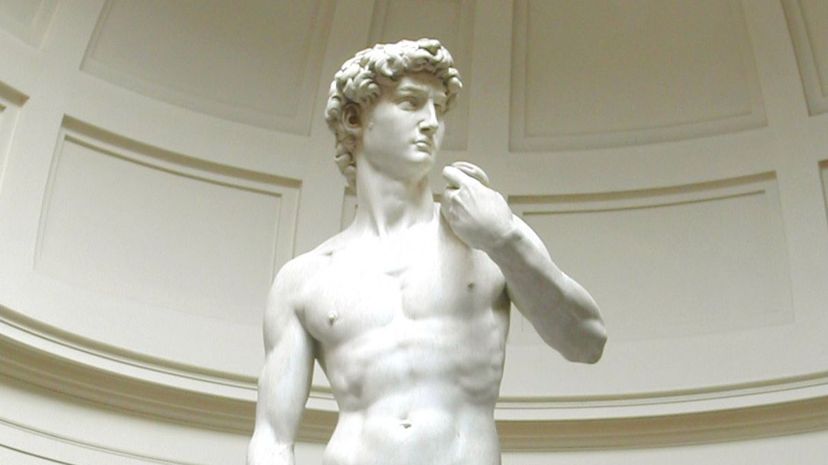 19 Michelangelo David