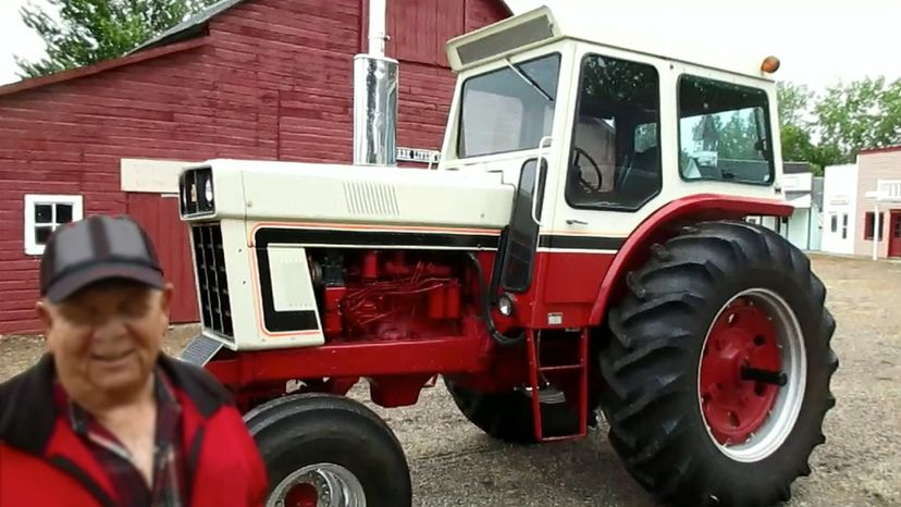 International Harvester 1066