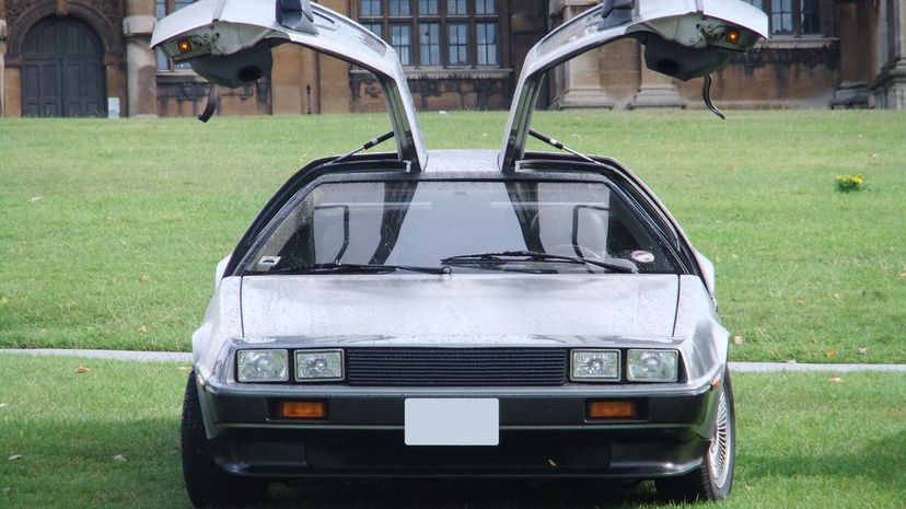 DeLorean DMC