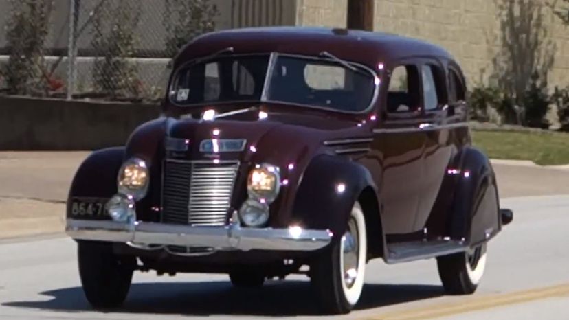 1934 - 1937 Chrysler Airflow