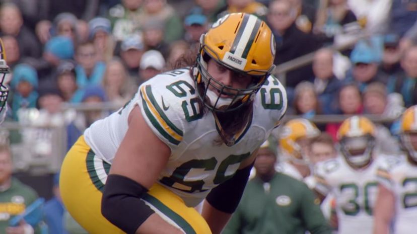 16 - David Bakhtiari