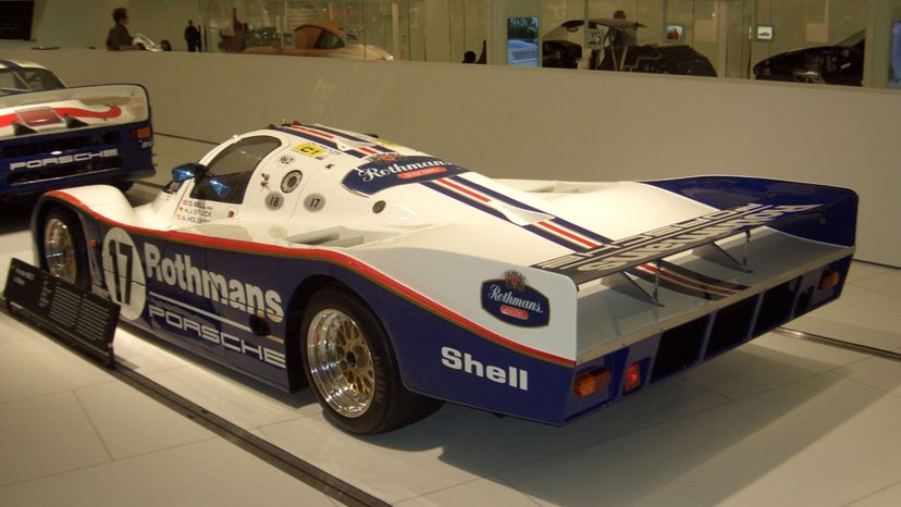 Porsche 962