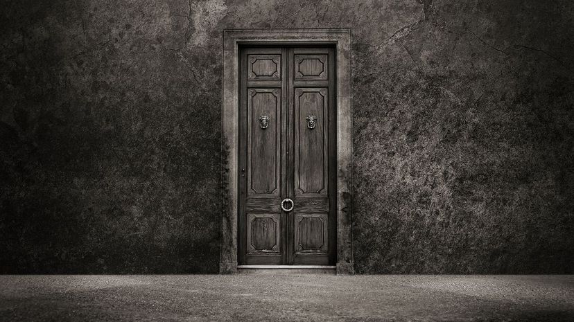 19-secret-door