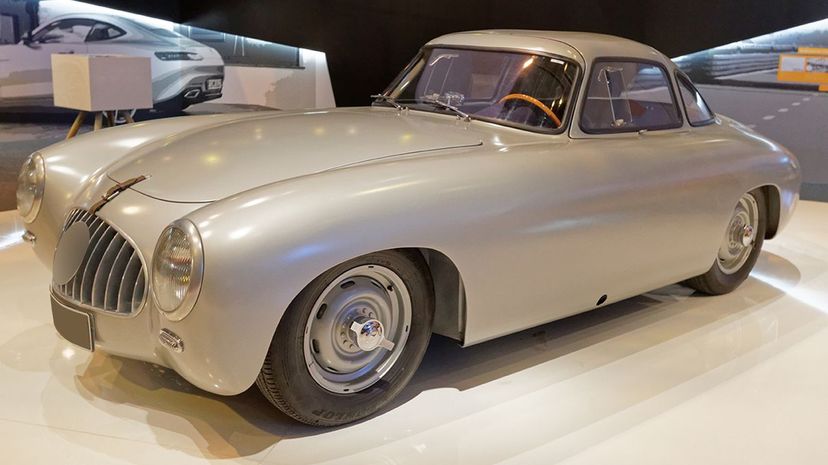 29. Mercedes-Benz 300SL