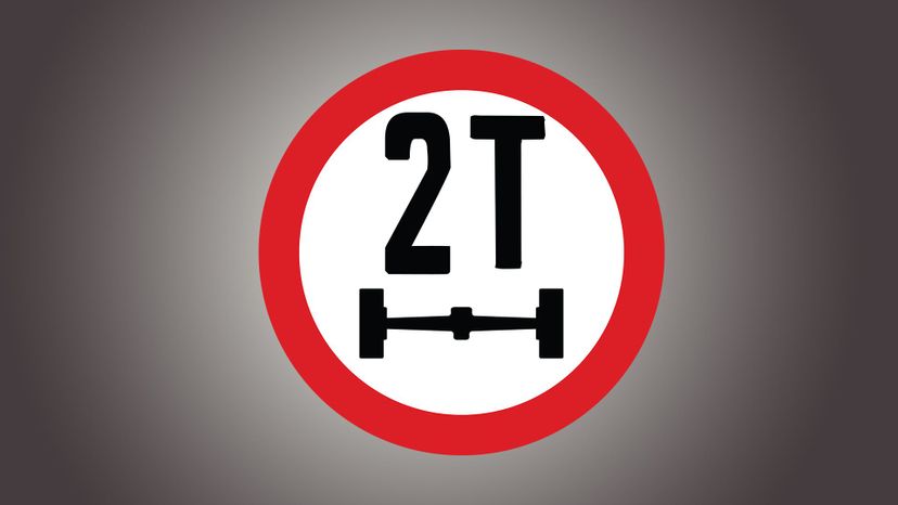 No entry for vehicles weighing over 2.4 tons per axle