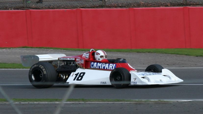 Surtees TS19