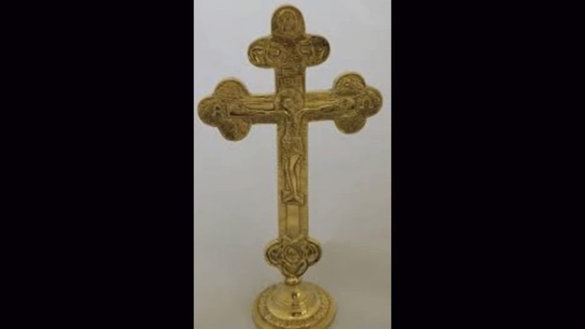 Processional crucifix